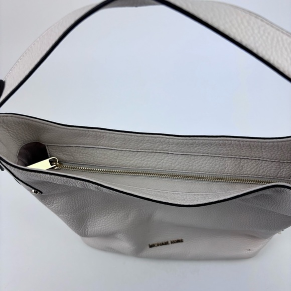 MICHAEL MICHAEL KORS Bedford Belted White Pebble Leather Hobo Shoulder Bag Large - Picture 9 of 16